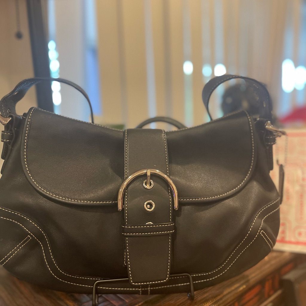 Coach Soho Black With Signature Interior Like New Leather Shoulder Bag